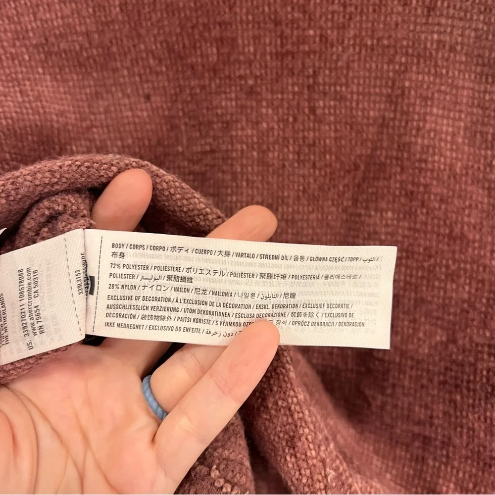 Hollister burgundy cropped